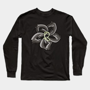 Letter Q Long Sleeve T-Shirt